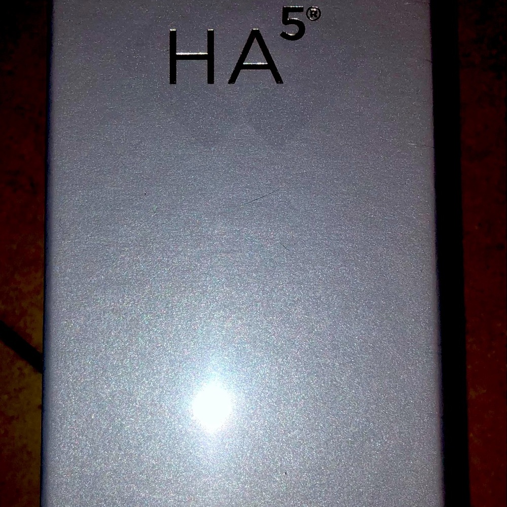 New in box Skinmedica HA5